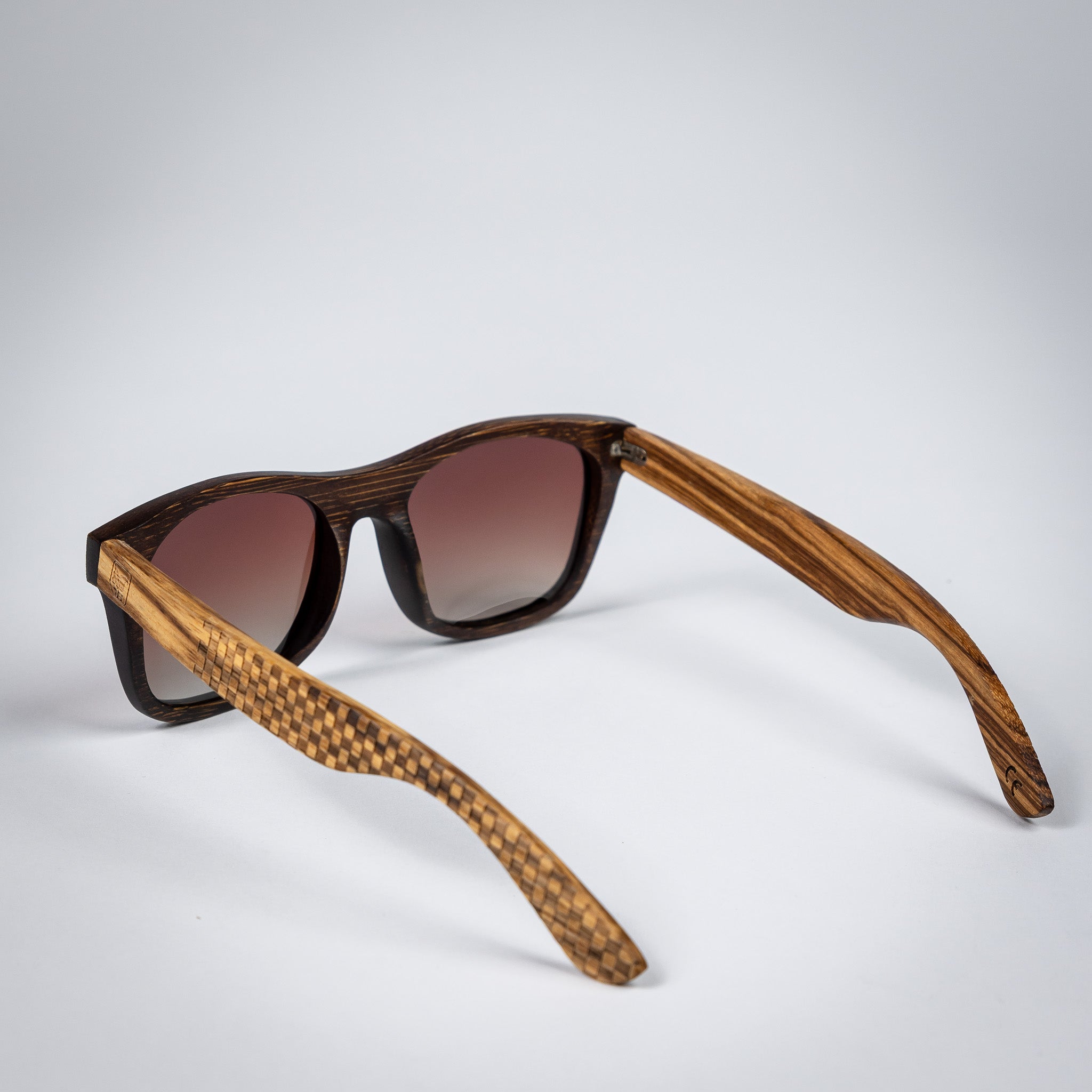 WOOD LAP