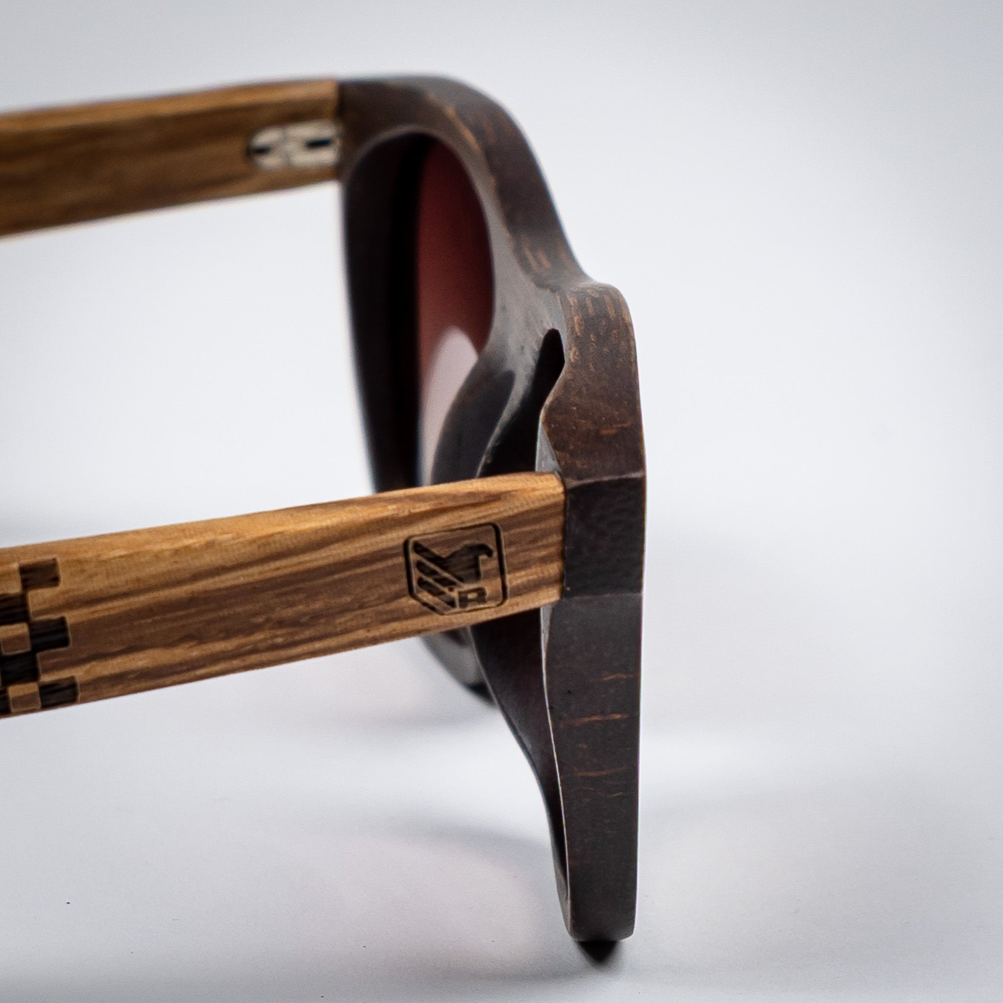 WOOD LAP