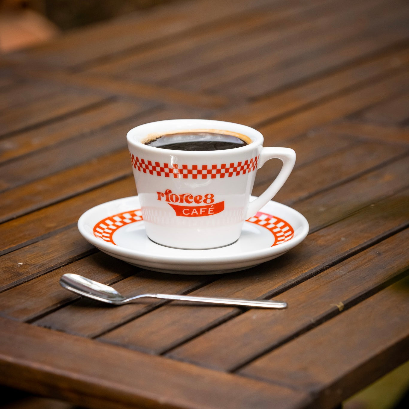 Un caffè per favore