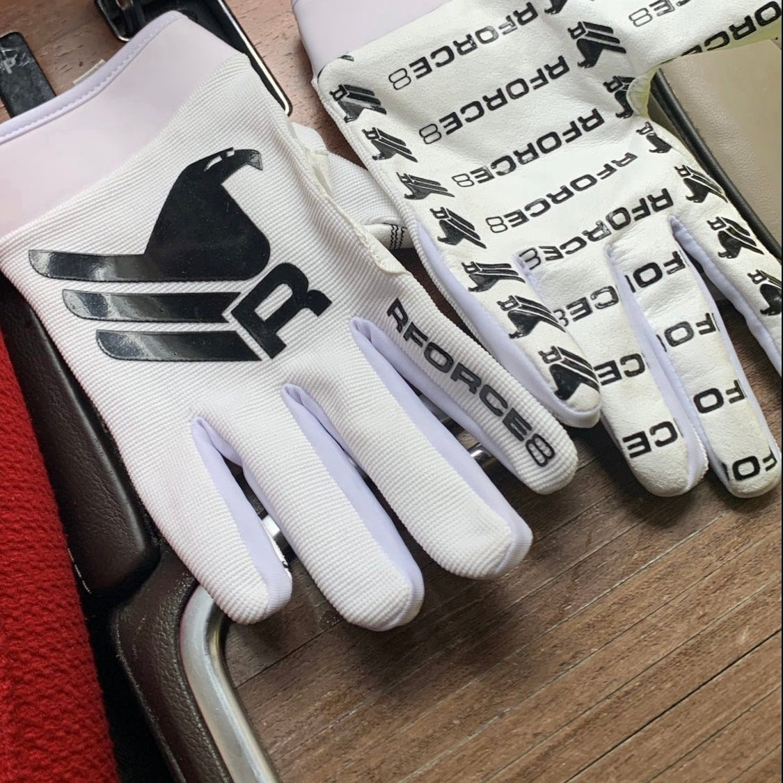 GLOVES XTRO