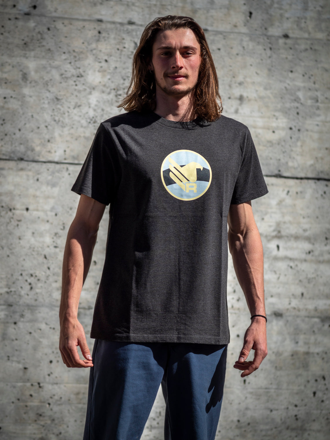 BAUMWOLL-T-SHIRT MIT RUNDEN LOGO