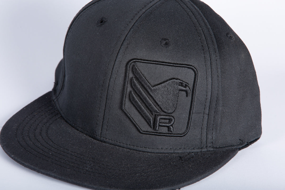 RFORCE8 Black Cap